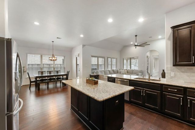 124 Angie Lane, Montgomery, TX 77316