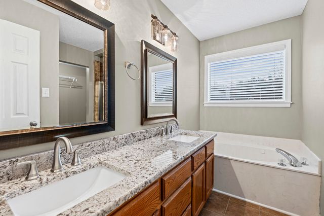 6837 NICOLE CV, Bartlett, TN 38135