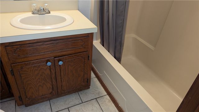 822 W John Wright Lane, Mountainburg, AR 72946