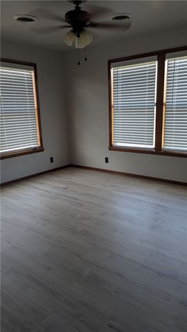 822 W John Wright Lane, Mountainburg, AR 72946