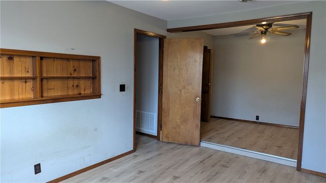 822 W John Wright Lane, Mountainburg, AR 72946