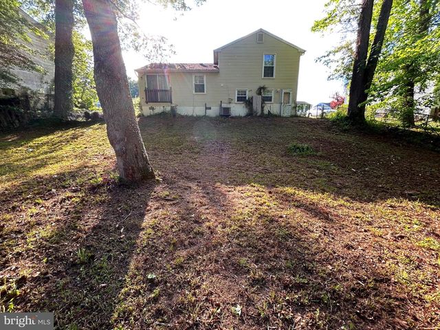 2228 BRIDLE PATH DR, Waldorf, MD 20601