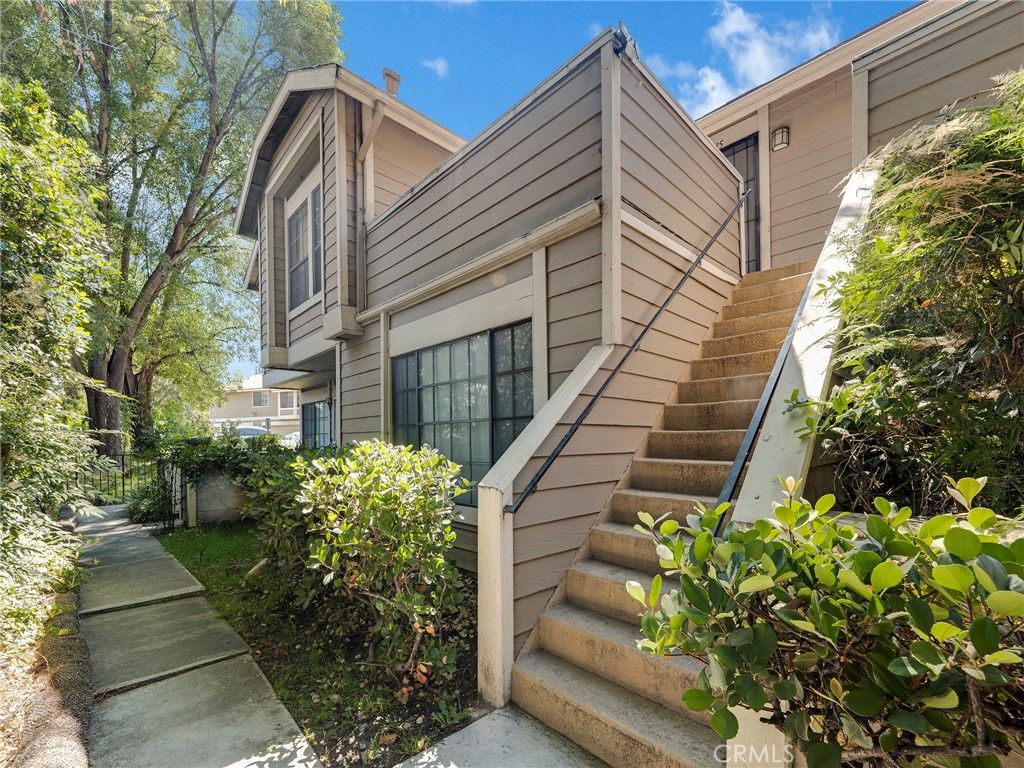11350 Foothill Boulevard 15, Sylmar, CA 91342