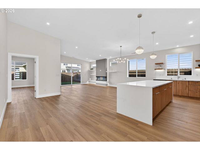 630 Se 35th St, Battle Ground, WA 98604