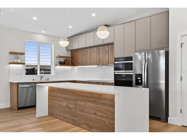 630 Se 35th St, Battle Ground, WA 98604