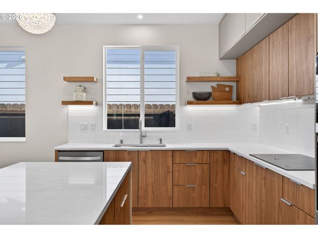 630 Se 35th St, Battle Ground, WA 98604