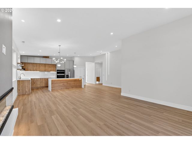 630 Se 35th St, Battle Ground, WA 98604