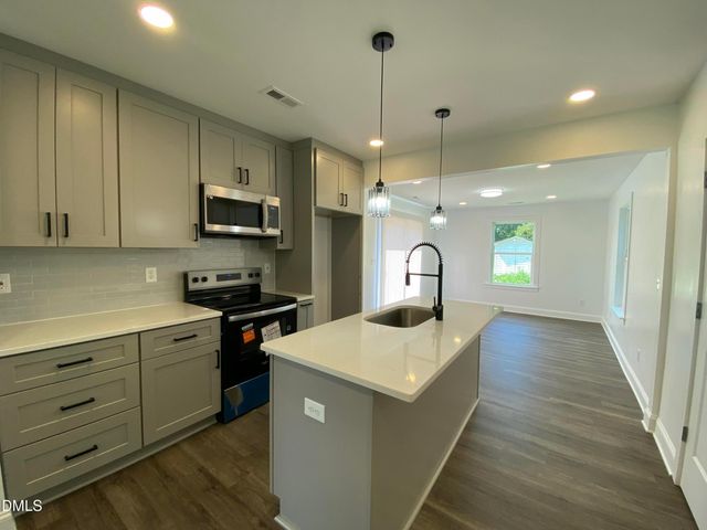 2924 N Shiloh Road, Garner, NC 27529
