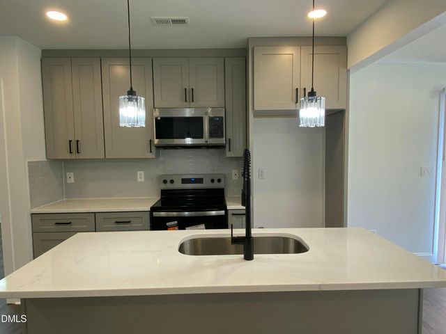 2924 N Shiloh Road, Garner, NC 27529