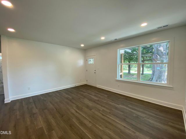 2924 N Shiloh Road, Garner, NC 27529