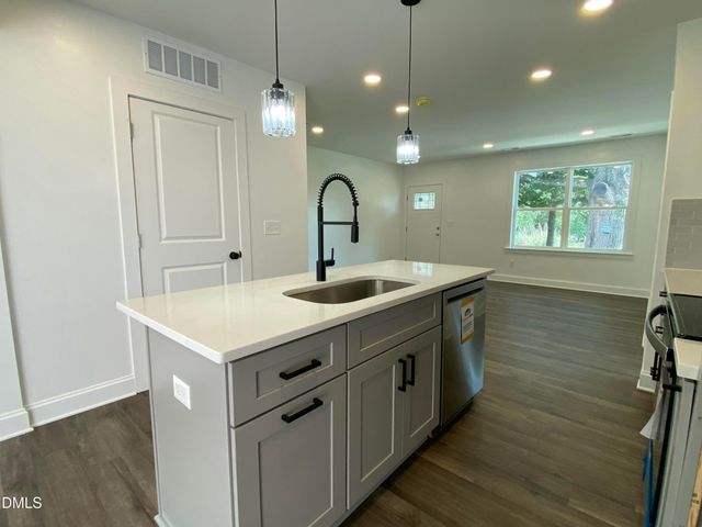 2924 N Shiloh Road, Garner, NC 27529