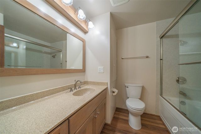 6054 123rd Avenue SE, Bellevue, WA 98006