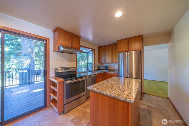 6054 123rd Avenue SE, Bellevue, WA 98006