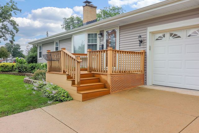 509 Gierz Street, Downers Grove, IL 60515