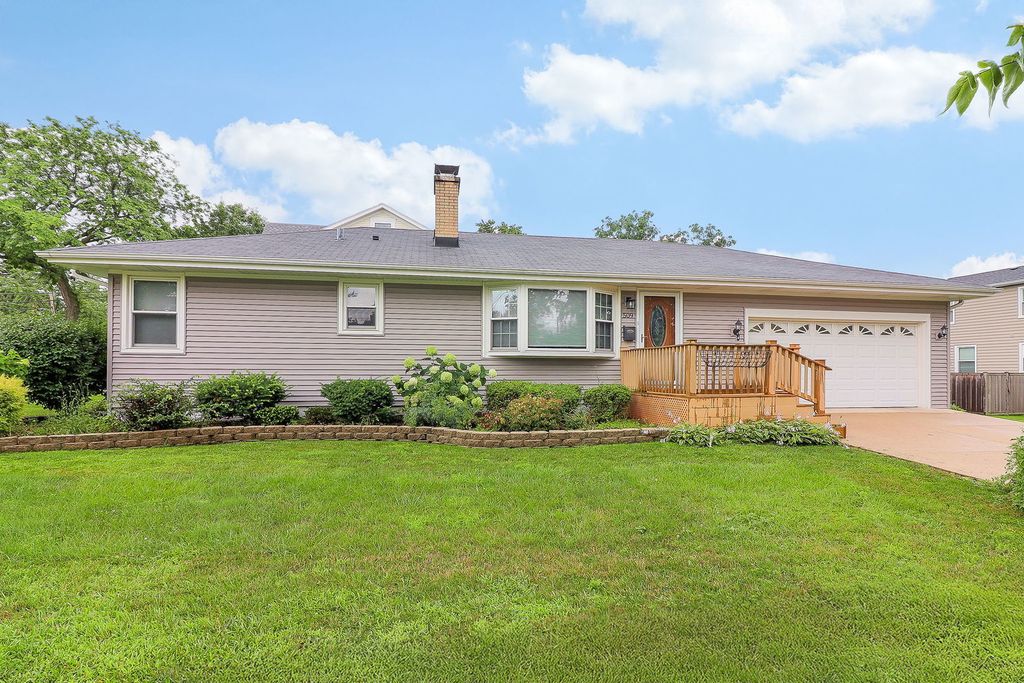 509 Gierz Street, Downers Grove, IL 60515