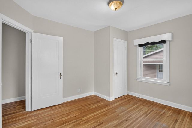 1865 Palace Avenue, Saint Paul, MN 55105
