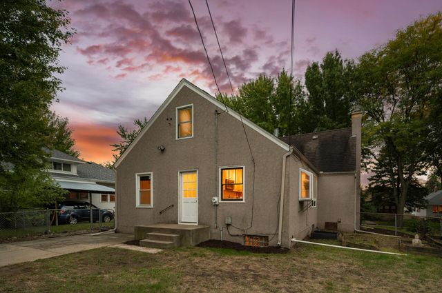 1865 Palace Avenue, Saint Paul, MN 55105