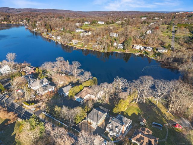 128 Ball Pond Road, New Fairfield, CT 06812