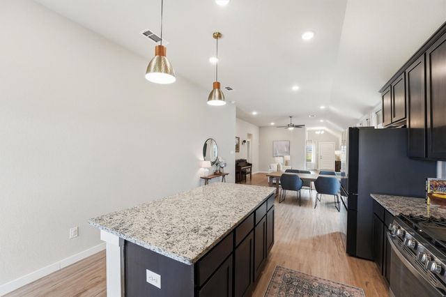 8122 Royal Breeze Drive, Cypress, TX 77433