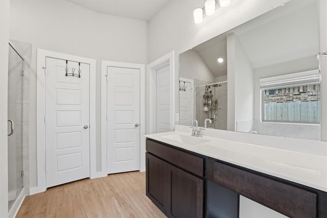 8122 Royal Breeze Drive, Cypress, TX 77433