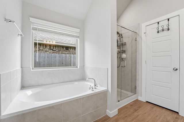 8122 Royal Breeze Drive, Cypress, TX 77433