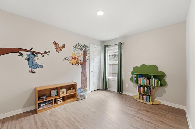 8122 Royal Breeze Drive, Cypress, TX 77433