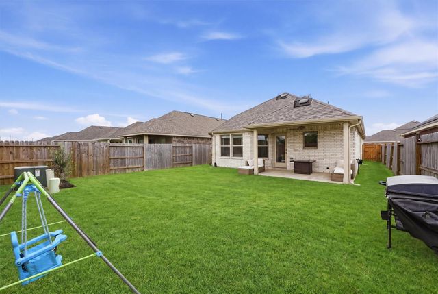 8122 Royal Breeze Drive, Cypress, TX 77433