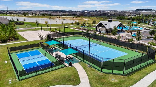 8122 Royal Breeze Drive, Cypress, TX 77433