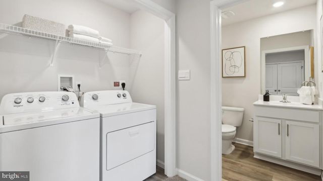 124 W MONTGOMERY AVE, Wildwood, NJ 08260