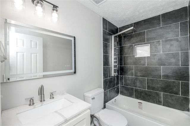 5493 Denny Drive, Atlanta, GA 30349