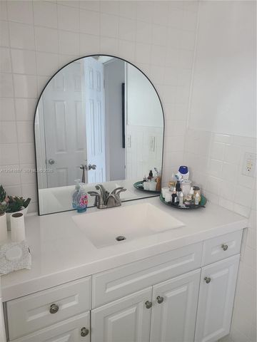 1075 NE Miami Gardens Drive 708, Miami, FL 33179