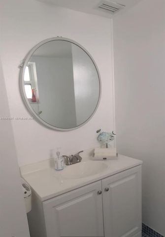 1075 NE Miami Gardens Drive 708, Miami, FL 33179