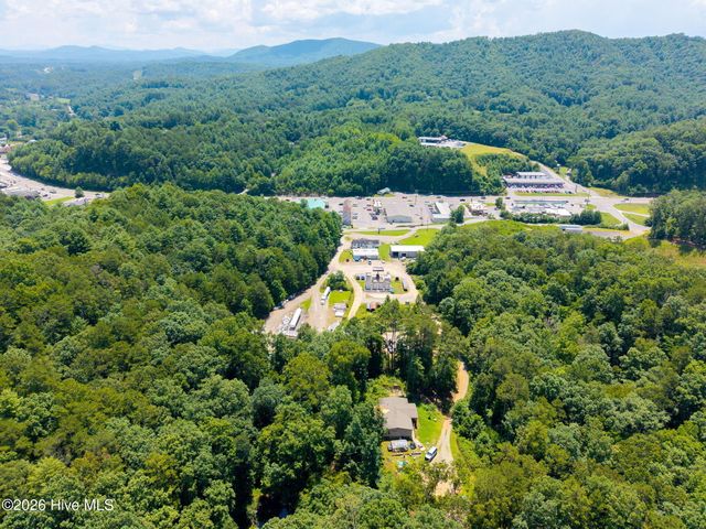 71 Wren Lane 7, Murphy, NC 28906