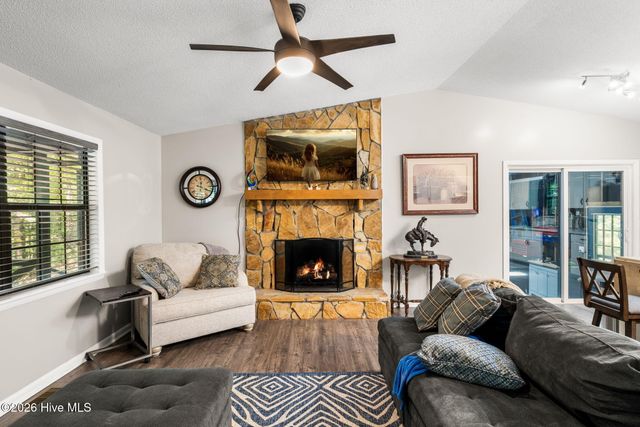 71 Wren Lane 7, Murphy, NC 28906