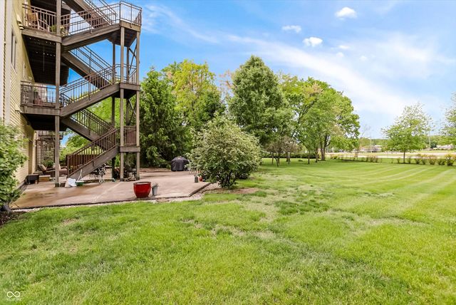1030 Jackson Street, Columbus, IN 47201