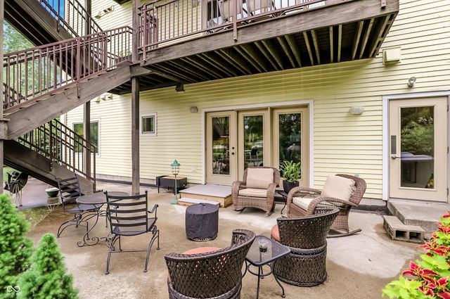 1030 Jackson Street, Columbus, IN 47201
