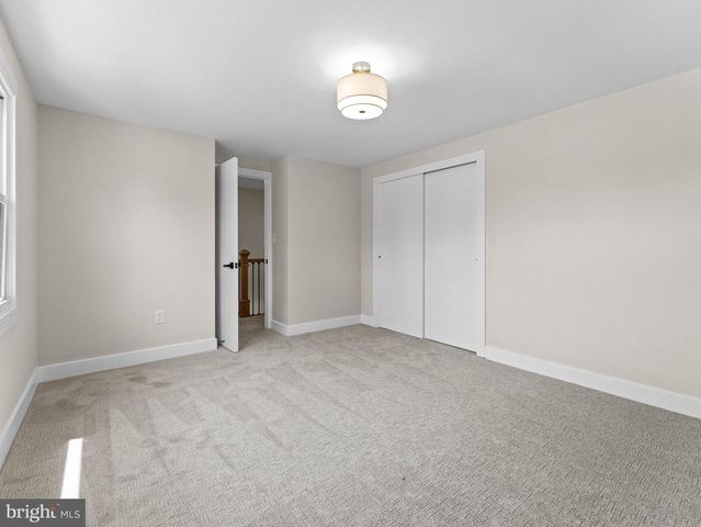 135 MIDDLEBURY LN, Willingboro, NJ 08046