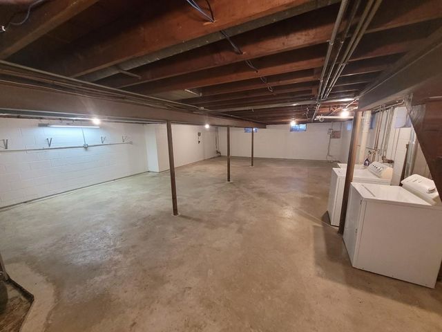 10 Logan Avenue E, West Saint Paul, MN 55118