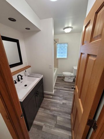 10 Logan Avenue E, West Saint Paul, MN 55118