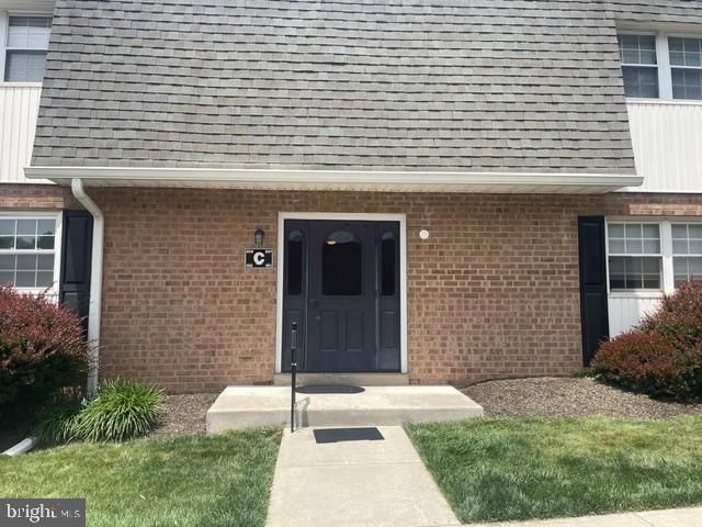 102-C HAMPTON XING, Southampton, PA 18966