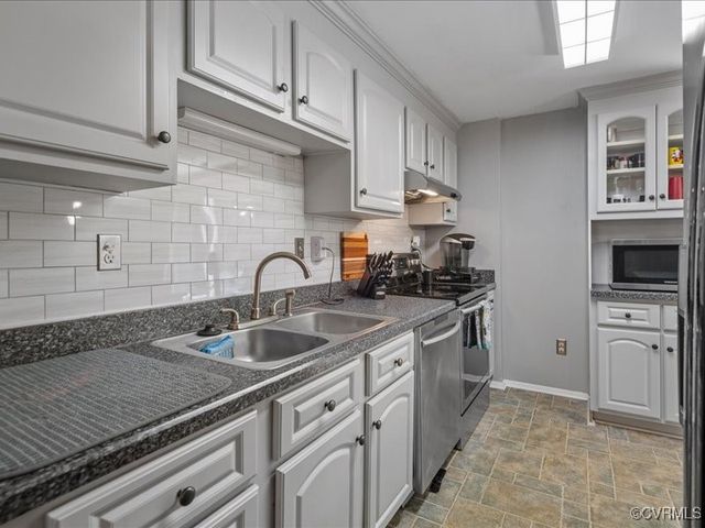 8507 Spruce Pine Dr, North Chesterfield, VA 23235