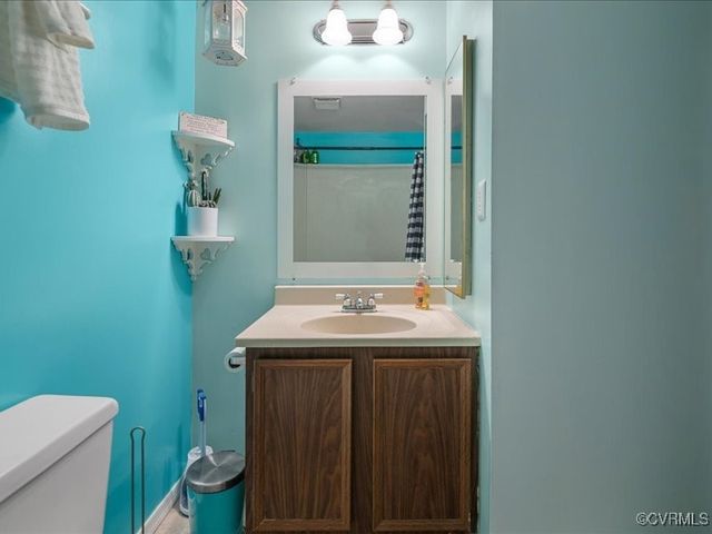 8507 Spruce Pine Dr, North Chesterfield, VA 23235