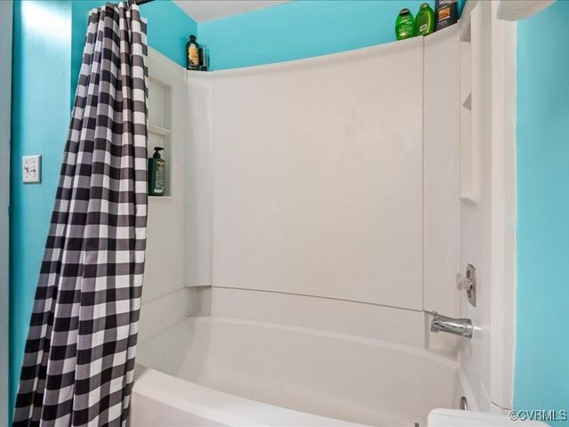 8507 Spruce Pine Dr, North Chesterfield, VA 23235