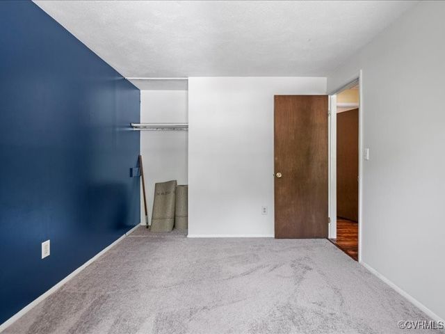 8507 Spruce Pine Dr, North Chesterfield, VA 23235