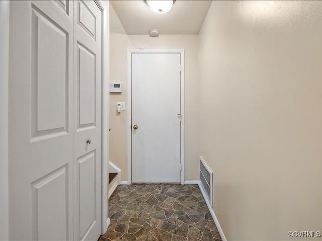 8507 Spruce Pine Dr, North Chesterfield, VA 23235
