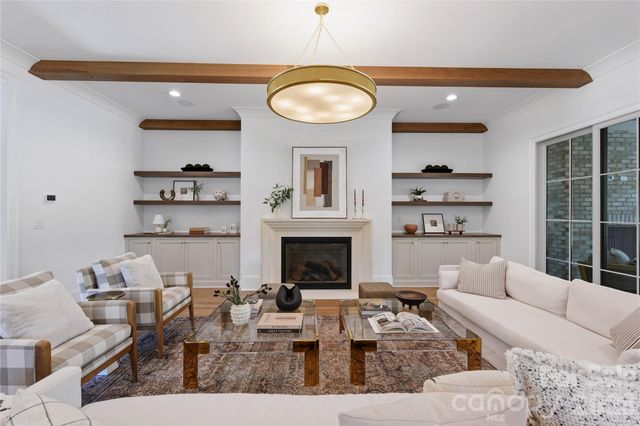 617 Shelton Street, Charlotte, NC 28270