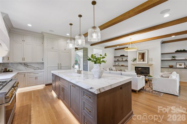 617 Shelton Street, Charlotte, NC 28270