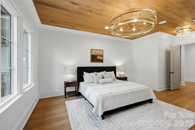617 Shelton Street, Charlotte, NC 28270