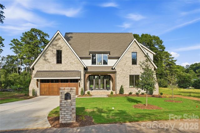 617 Shelton Street, Charlotte, NC 28270