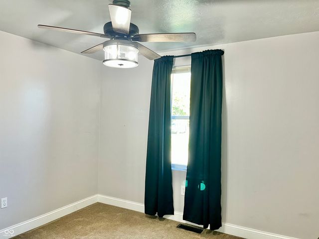 1123 Washington Street, Hope, IN 47246